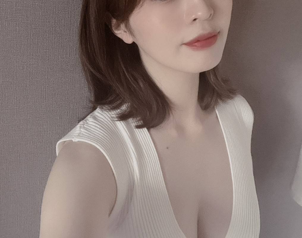 セラピスト あおい